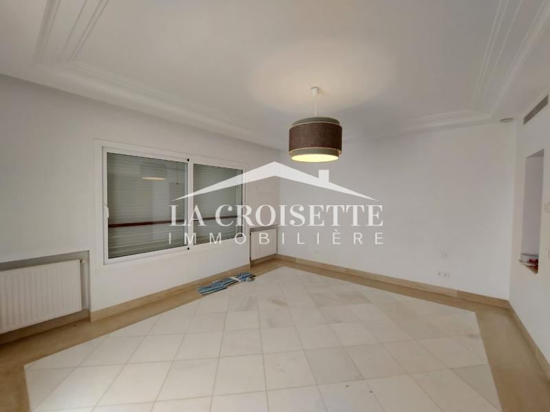 Villa S+3 vue sur mer à Gammarth